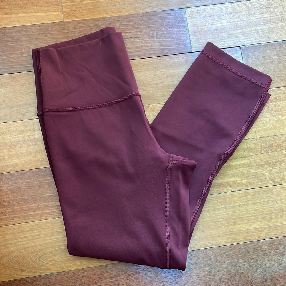 Lululemon Oxblood Compressive Crop Leggings 23”